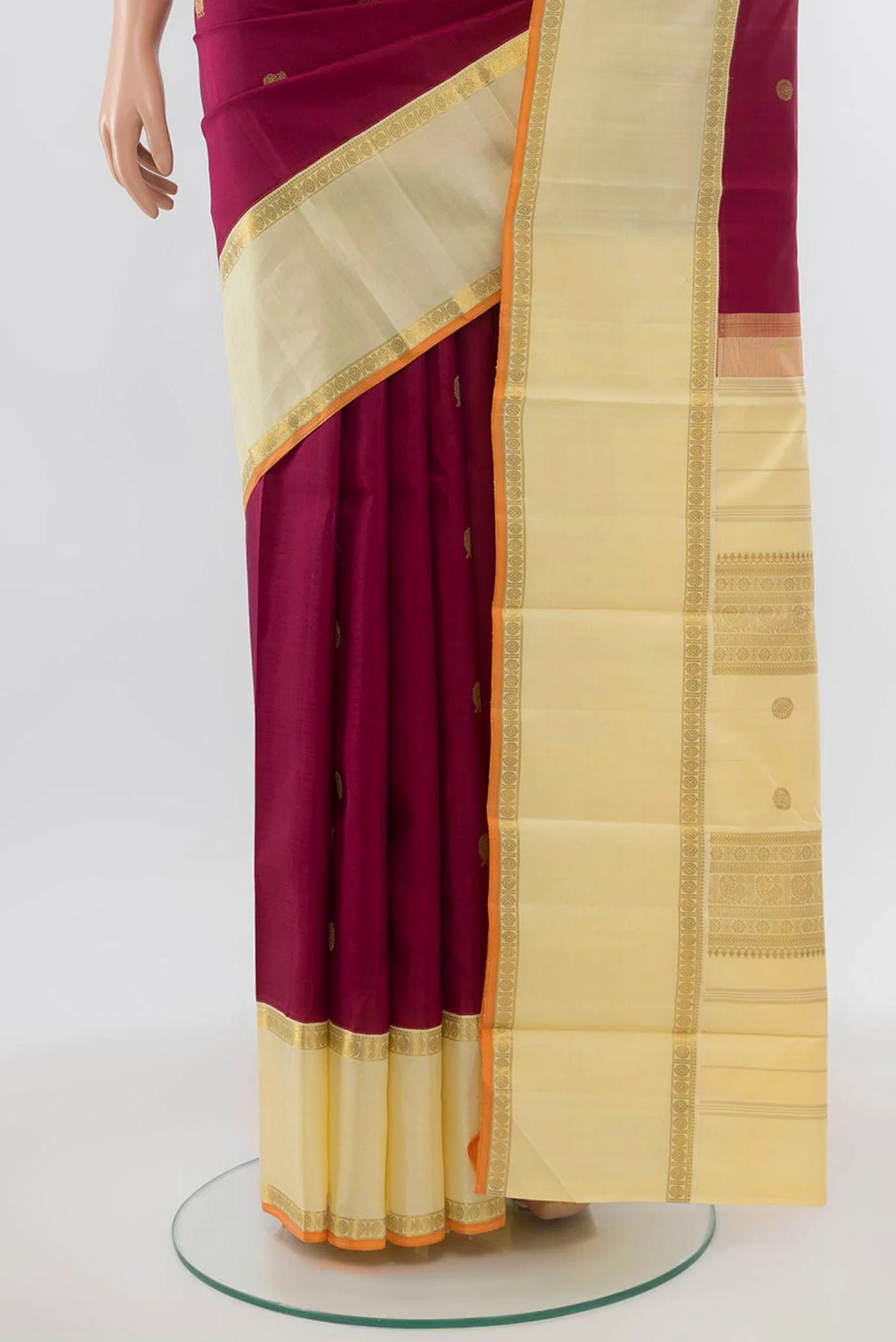 Pure Silk Pure Zari Maroon Kanchipuram Saree - Image 3