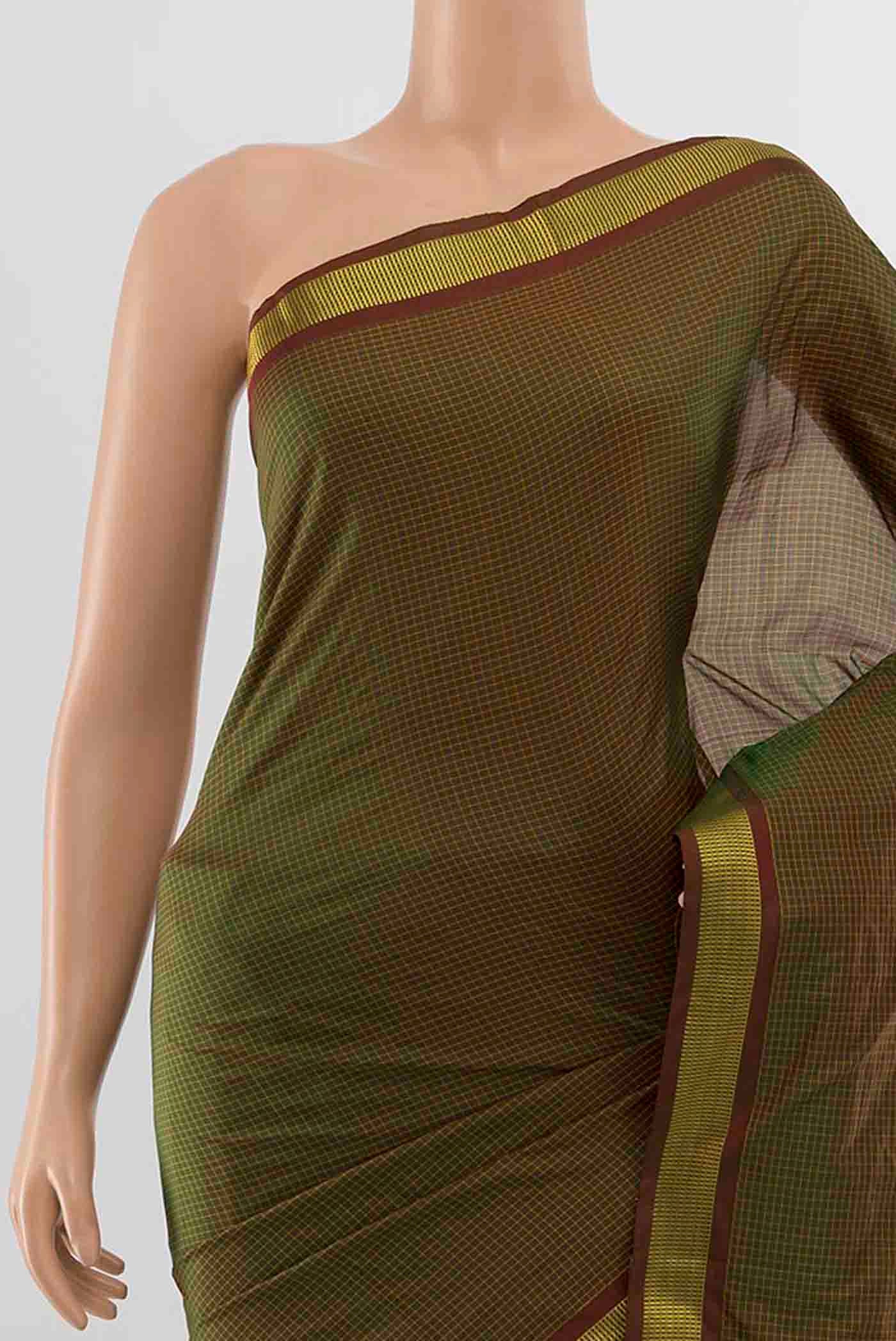 Green with Maroon Color Kanchipuram Silk Saree - Image 2