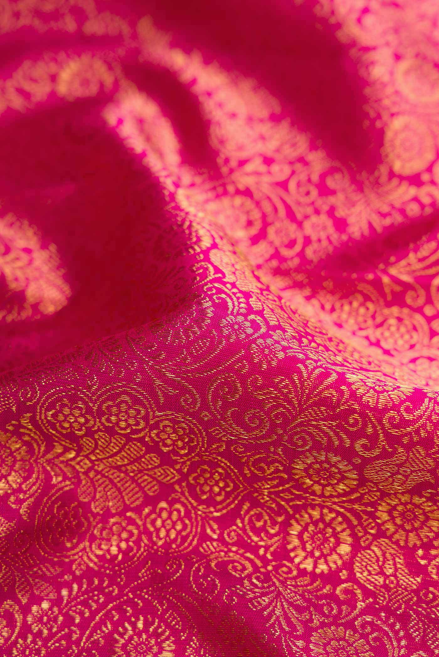 Pure Silk Pure Zari Pink Dual Tone Kanjivaram Saree - Image 2