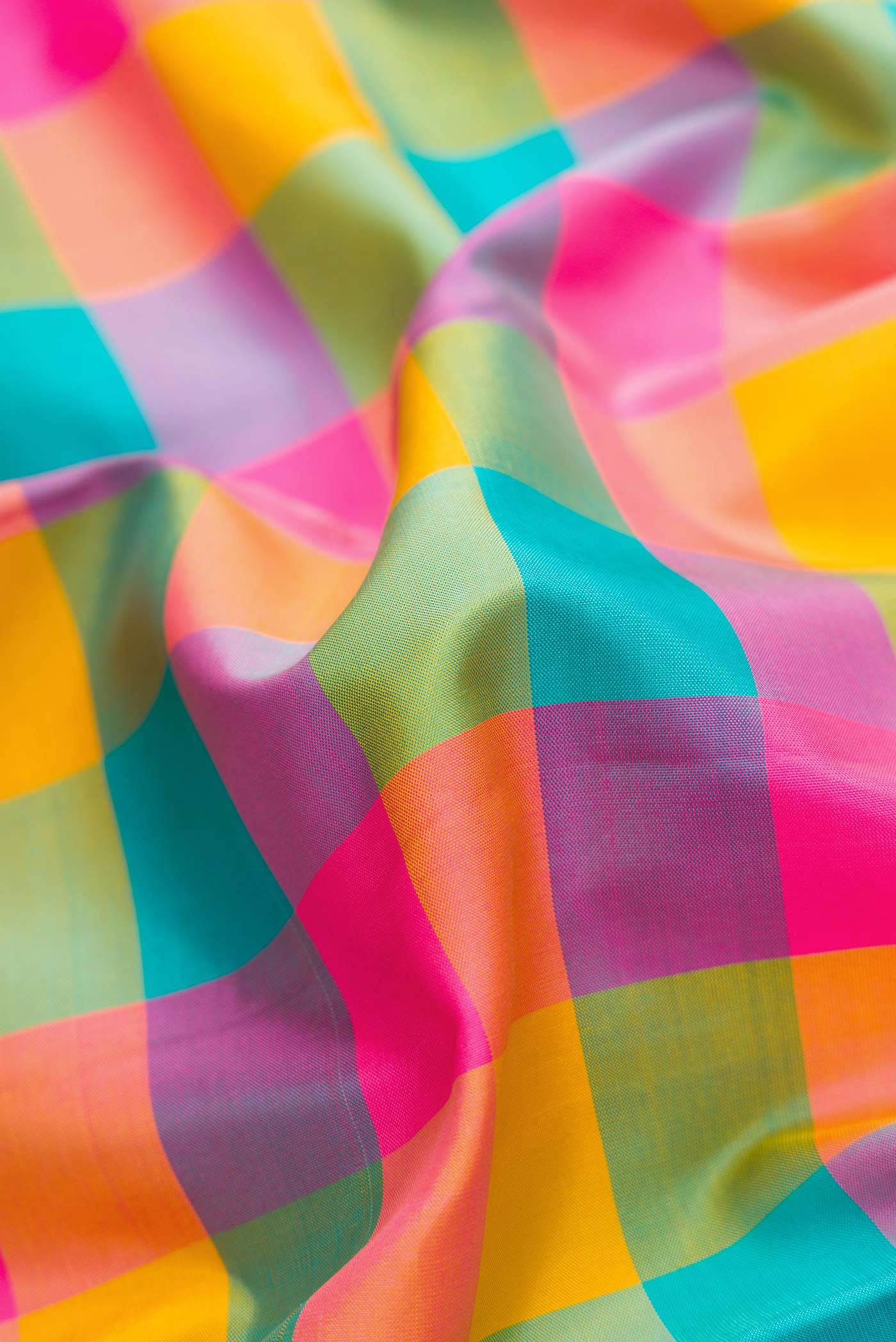Pure Silk Pure Zari Yellow, Pink and Green Color Kanchipuram Saree - Image 2