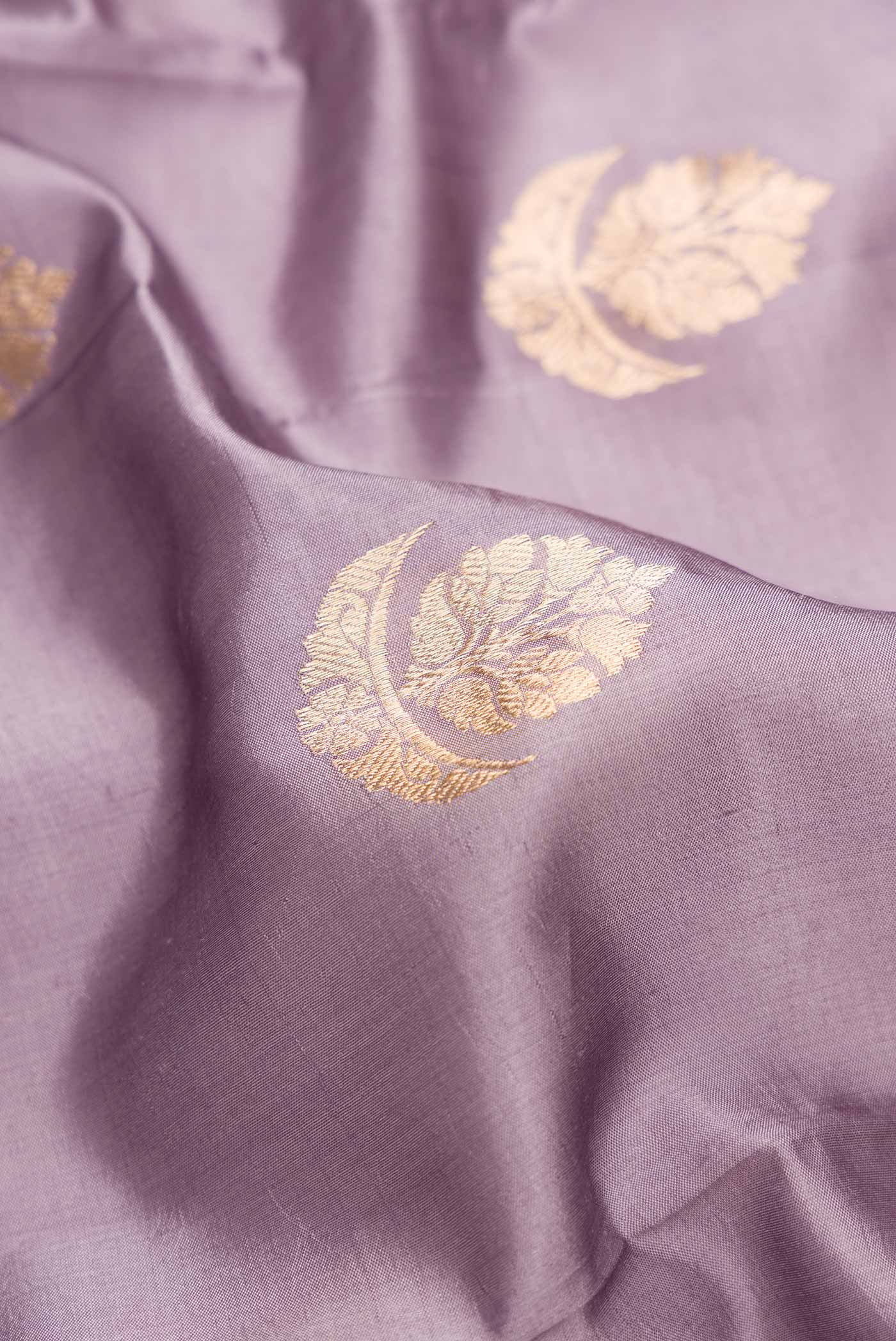 Lavender Banarasi Katan Silk Saree - Image 2