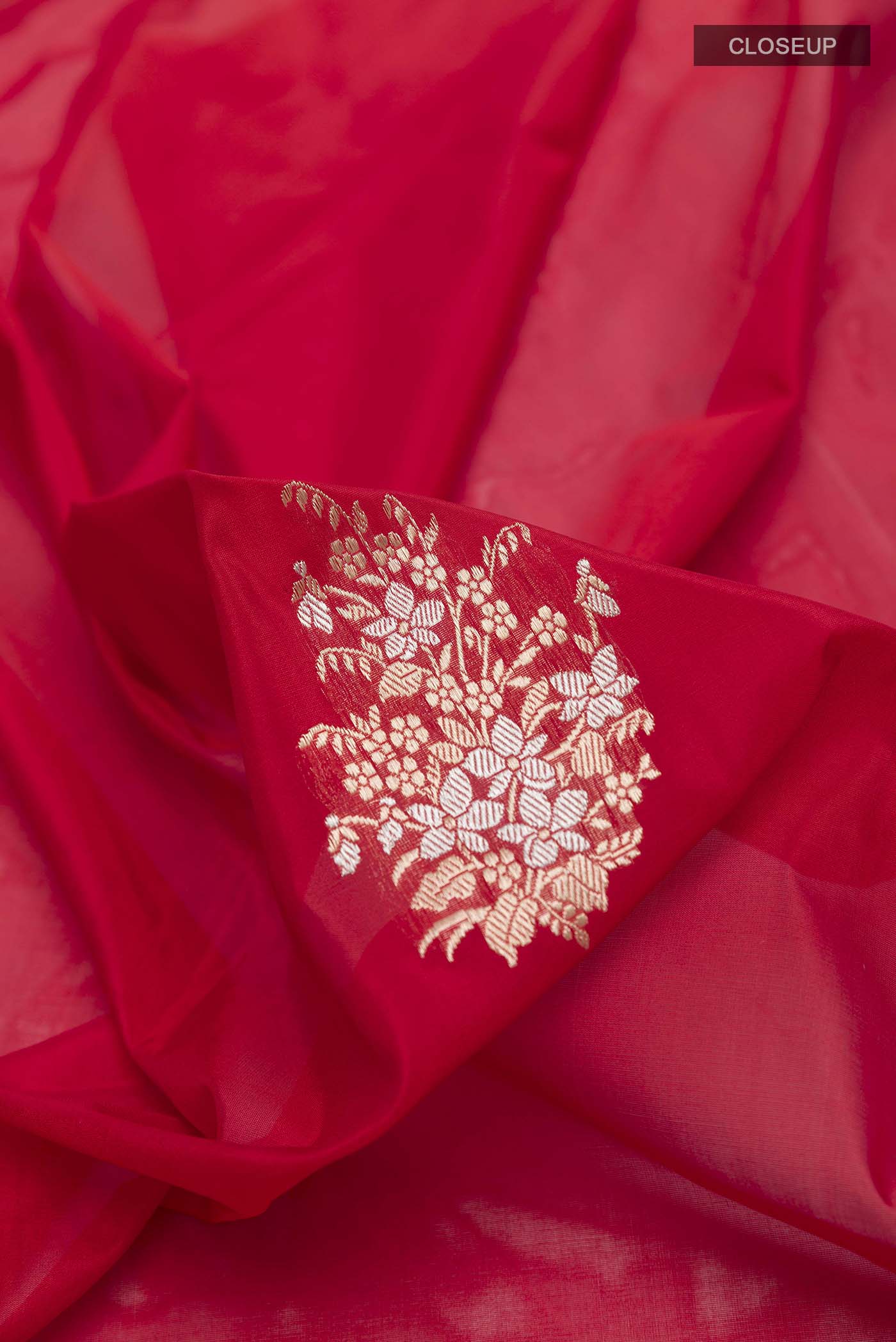 Red Banarasi Silk Saree - Image 2