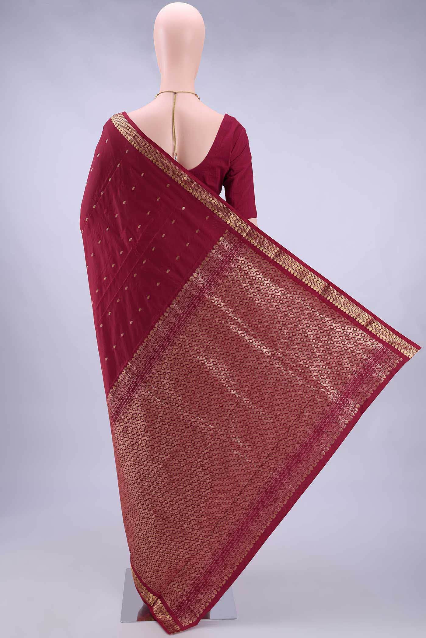 Red Blended Bangalore Silk Saree - Image 2