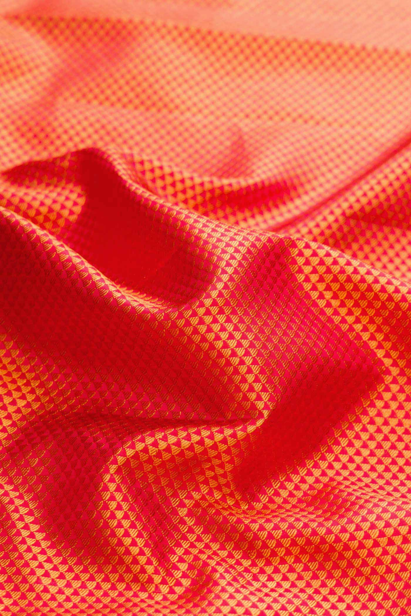 Red Dual Tone Kanchipuram Silk Saree - Image 2