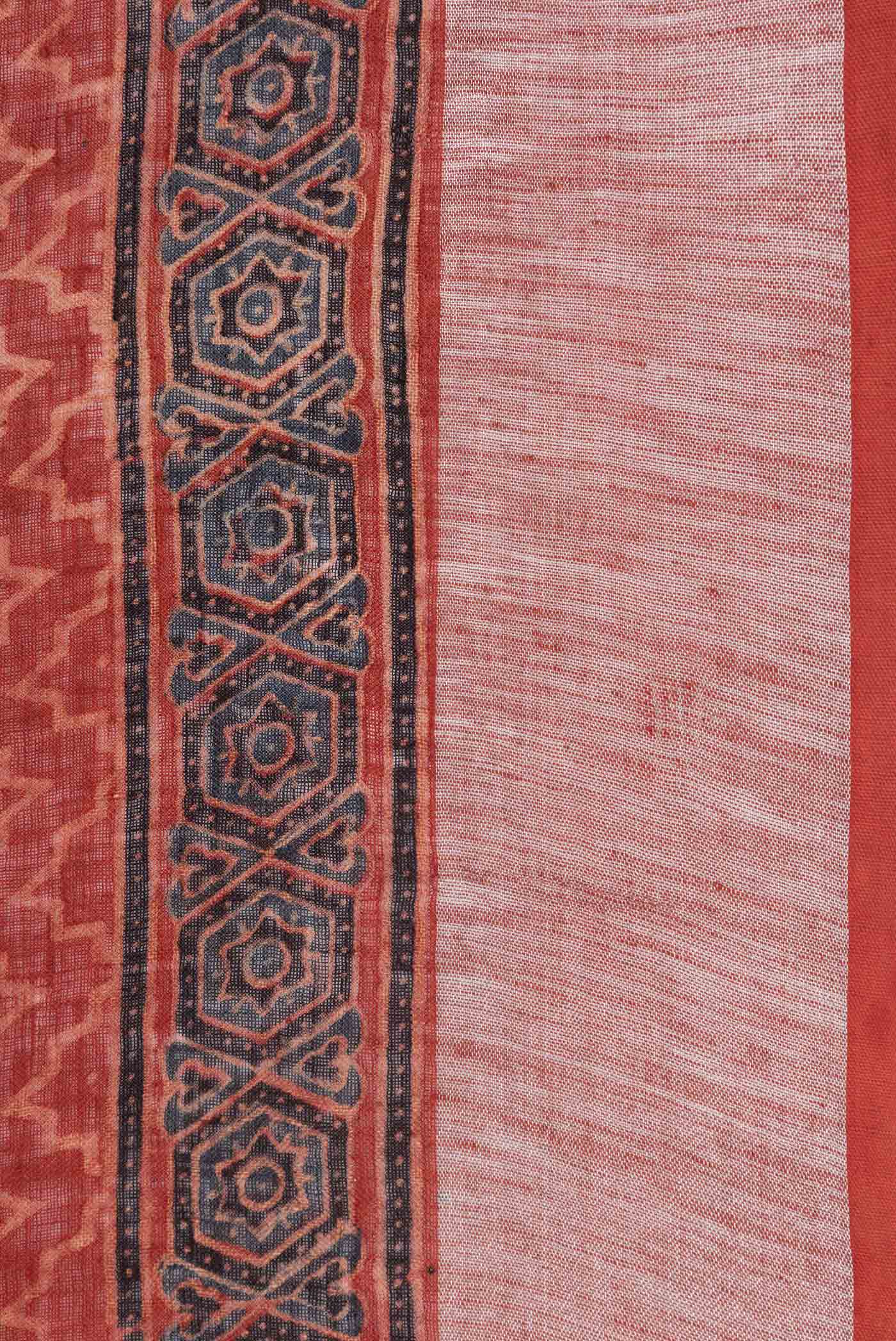 Red Dual Tone Linen Saree - Image 3