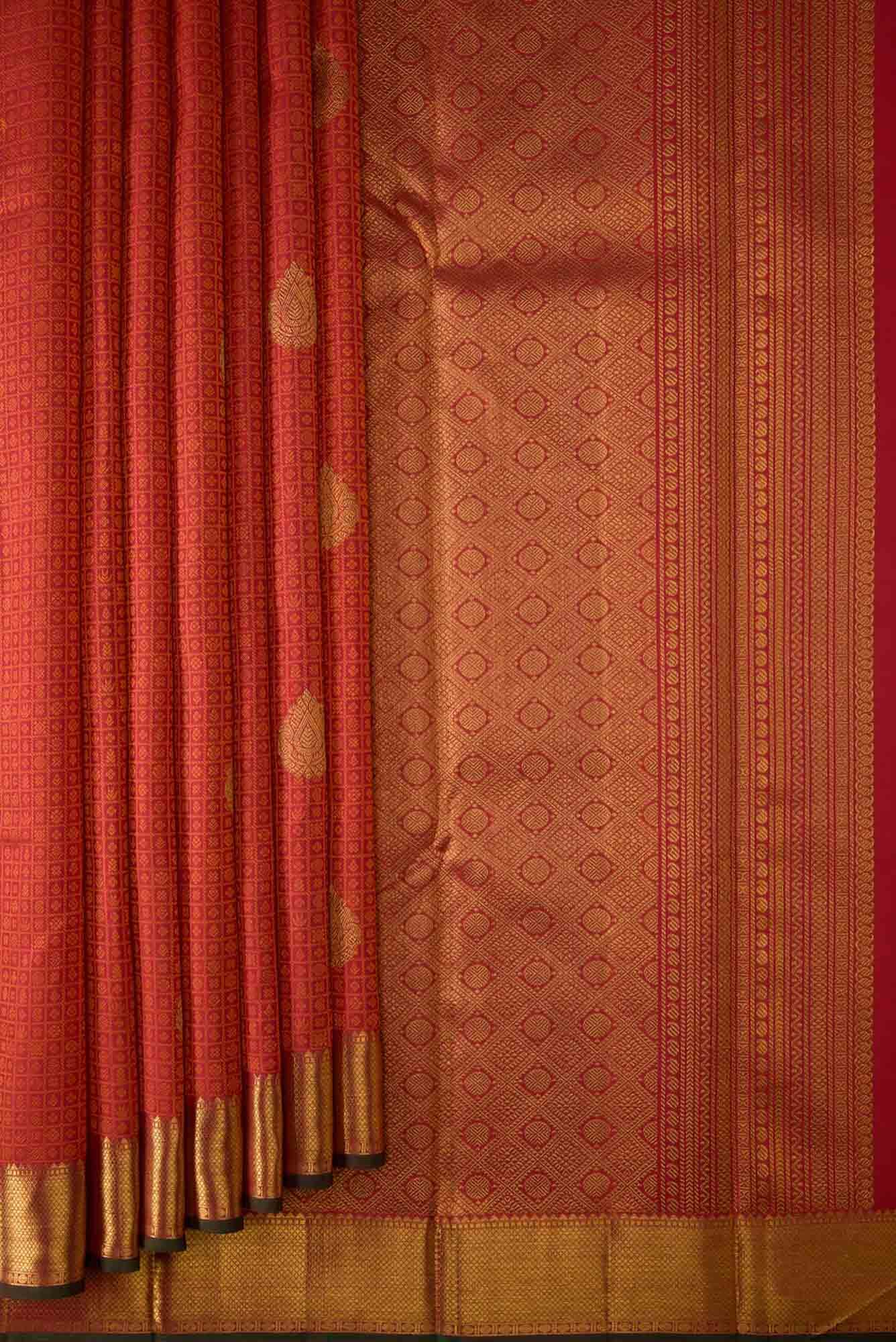 Pure Silk Pure Zari Red Dual Tone Kanchipuram Saree - Image 2