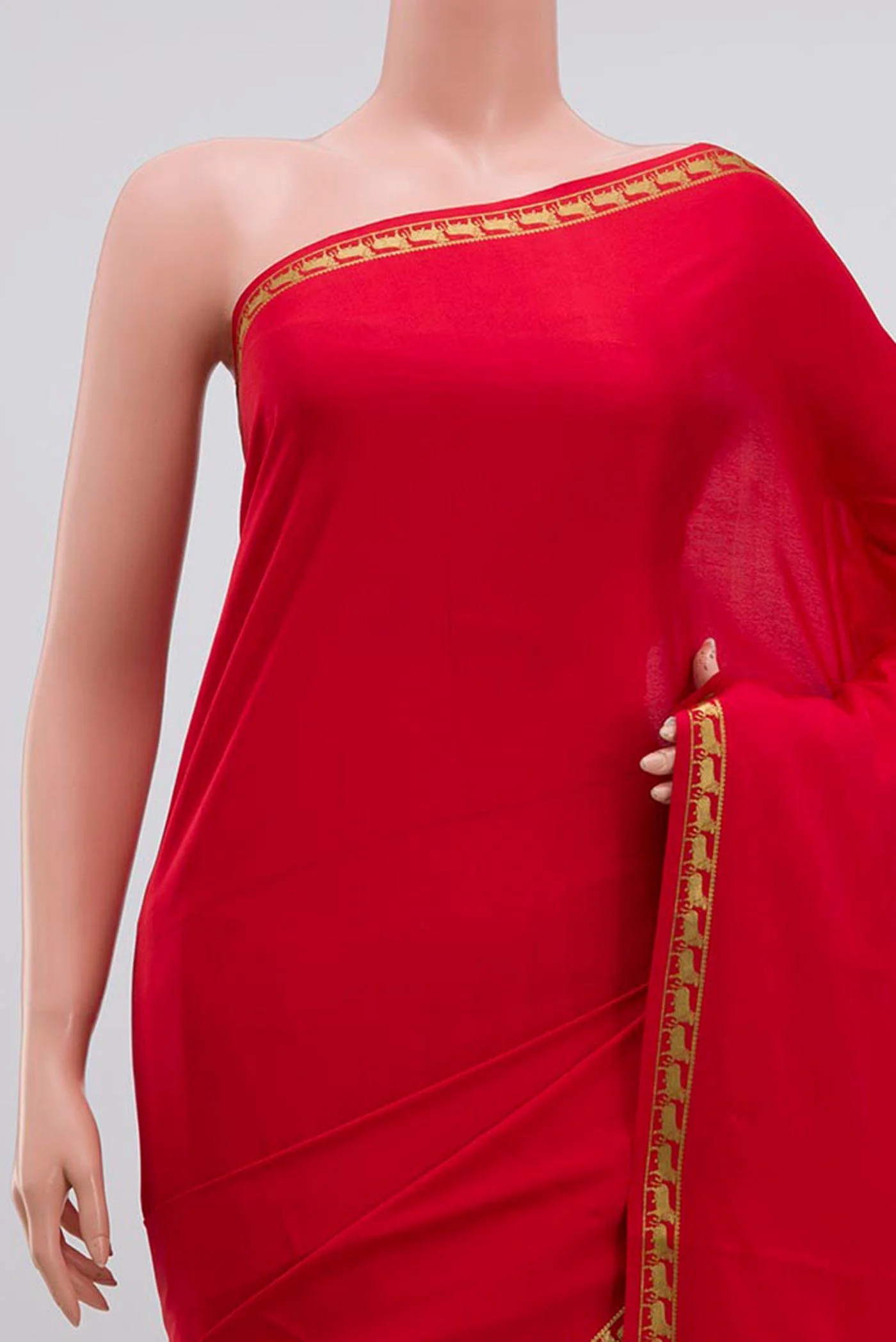 Red Mysore Crepe Saree - Image 2