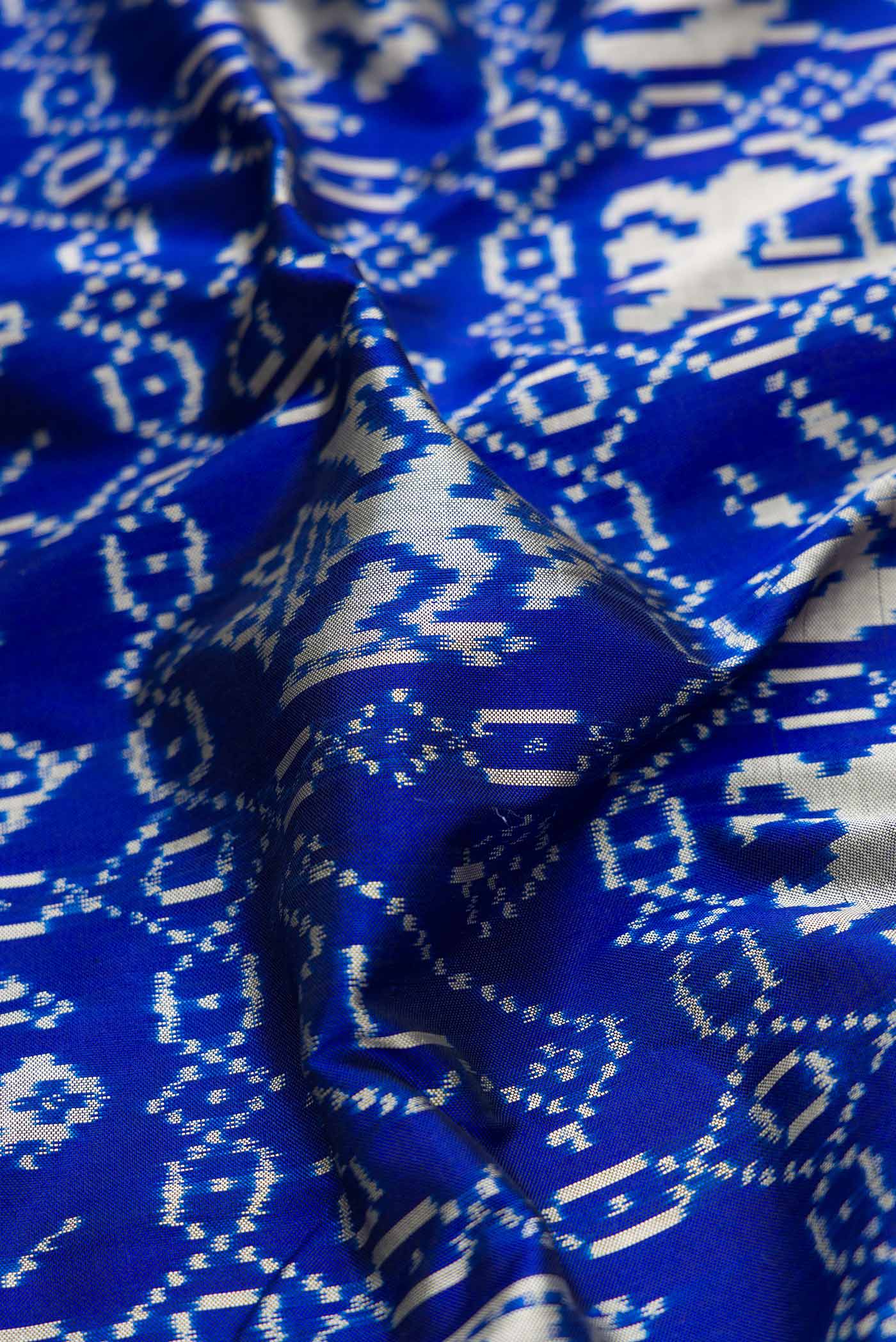 Royal Blue Pochampally Silk Saree - Image 2