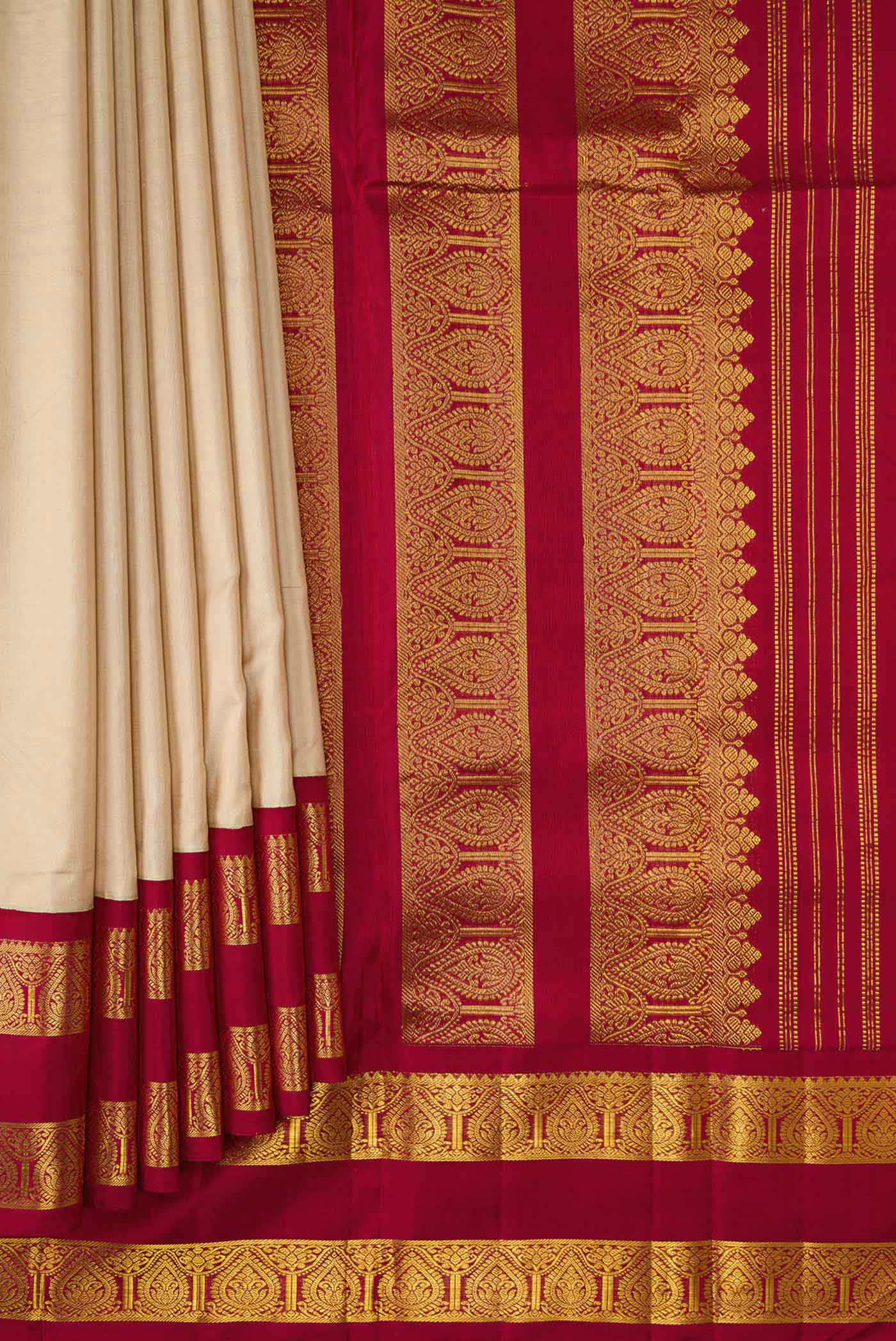 Pure Silk Pure Zari Sandal Kanjivaram Saree - Image 4