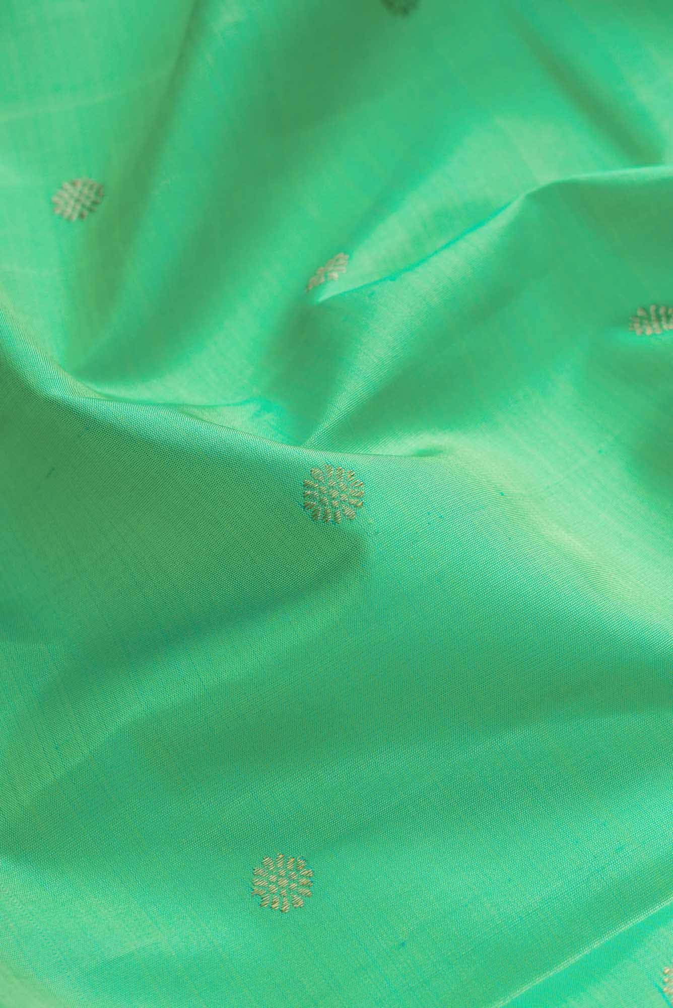 Pure Silk Pure Zari Sea Green Dual Tone Kanchipuram Saree - Image 3
