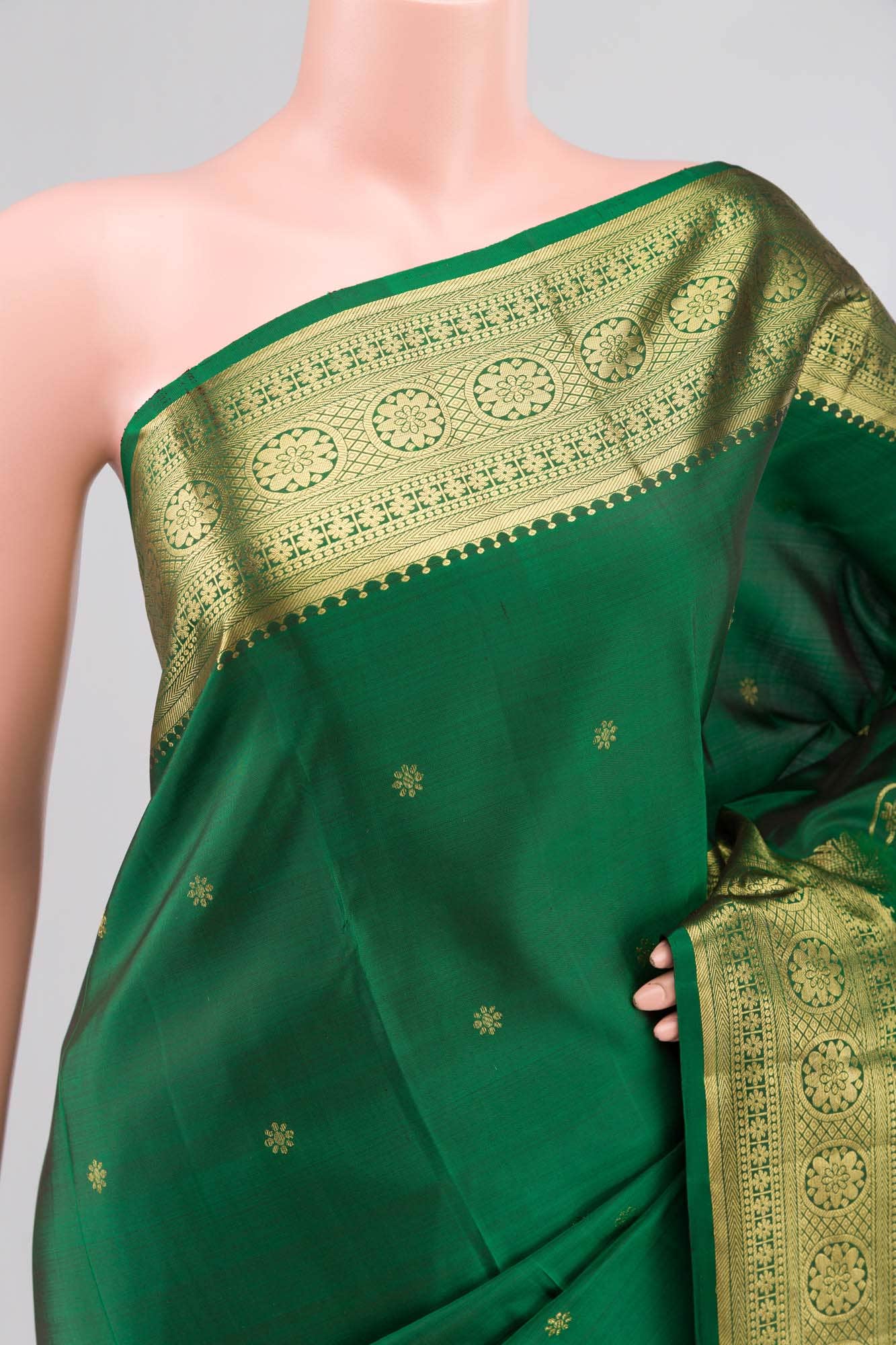 Tarangini-Green Kanchipuram Silk Saree - Image 4