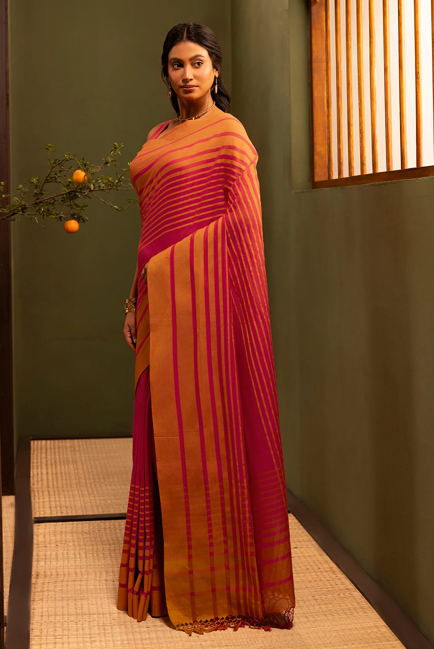 Titli-Crimson Red Cotton Saree - Image 3