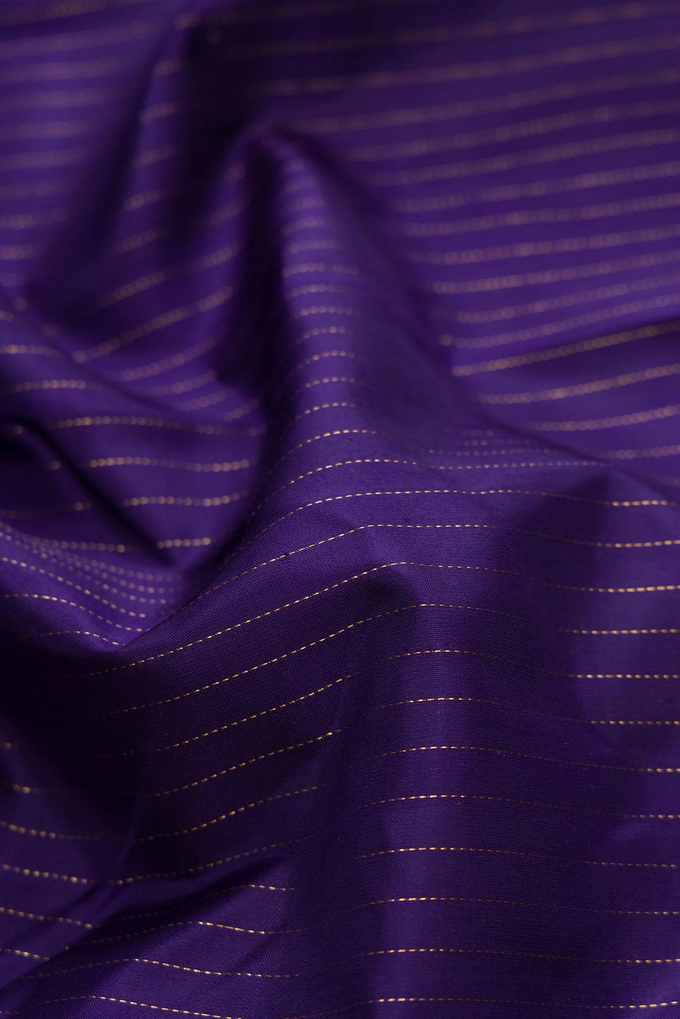 Pure Silk Pure Zari Navy Blue Kanjivaram Saree - Image 2