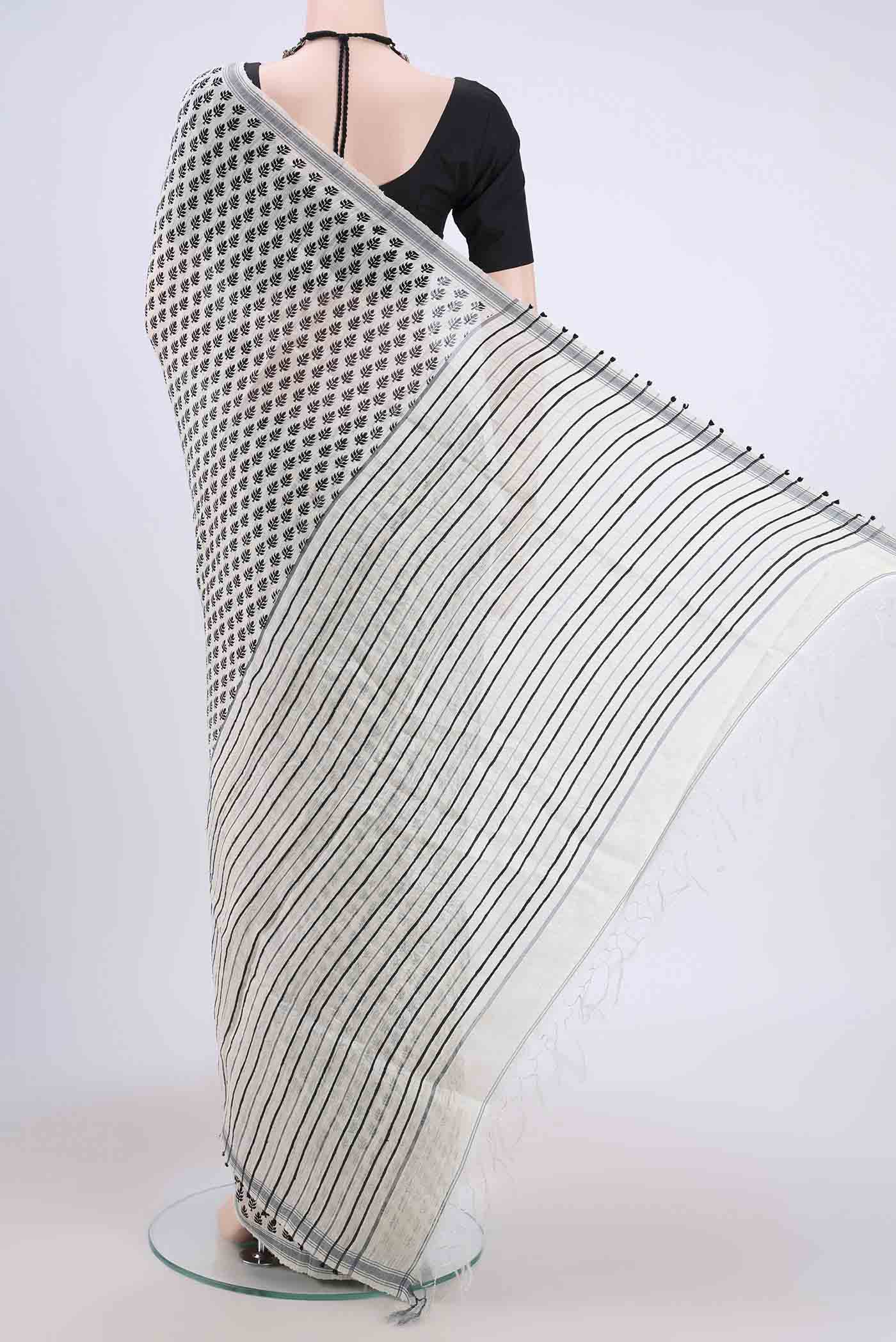 Off White Tussar Silk Saree - Image 3
