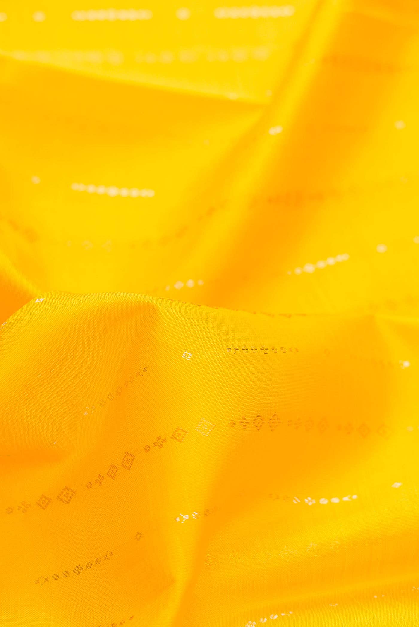 Yellow Dual Tone Kanchipuram Silk Saree - Image 3