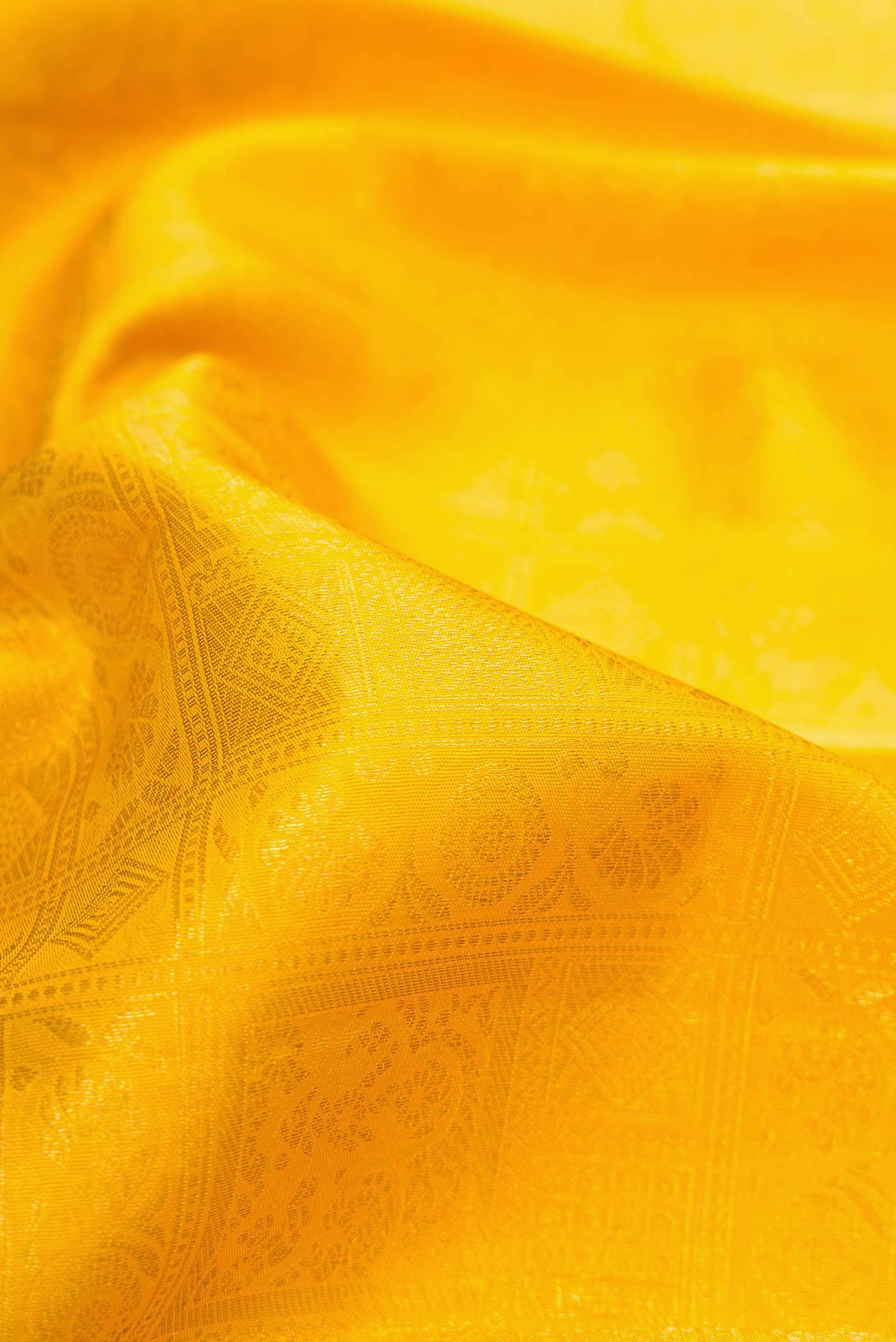 Yellow Kanjivaram Silk Saree - Image 2