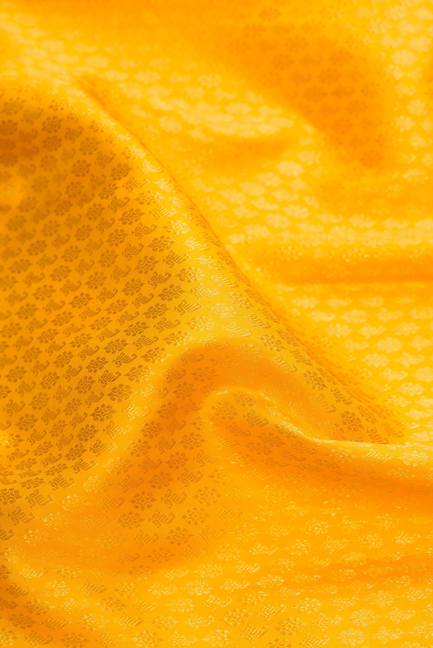 Yellow Kanjivaram Silk Saree - Image 2
